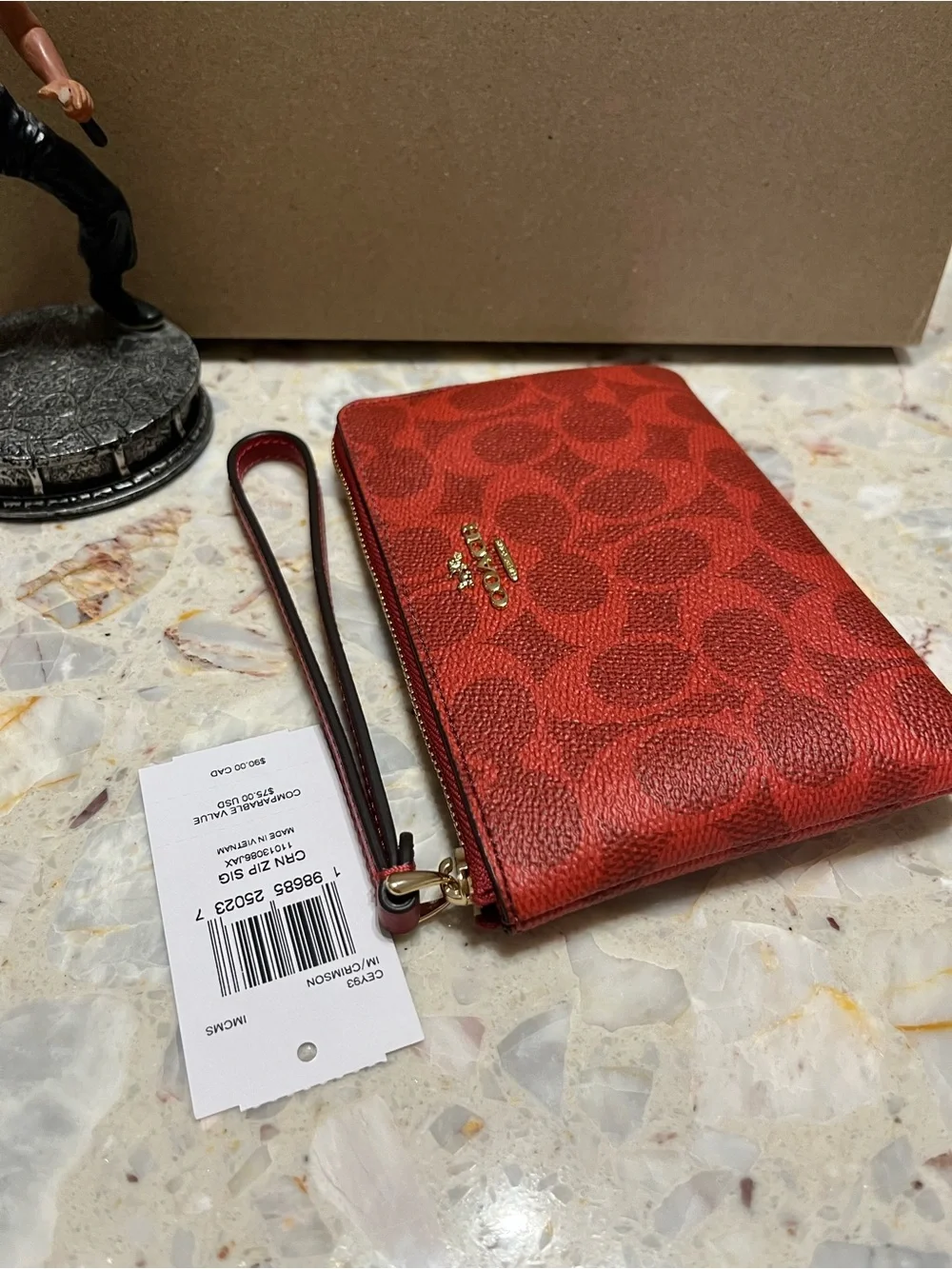NWT Coach Signature Corner Zip Wristlet limited edition